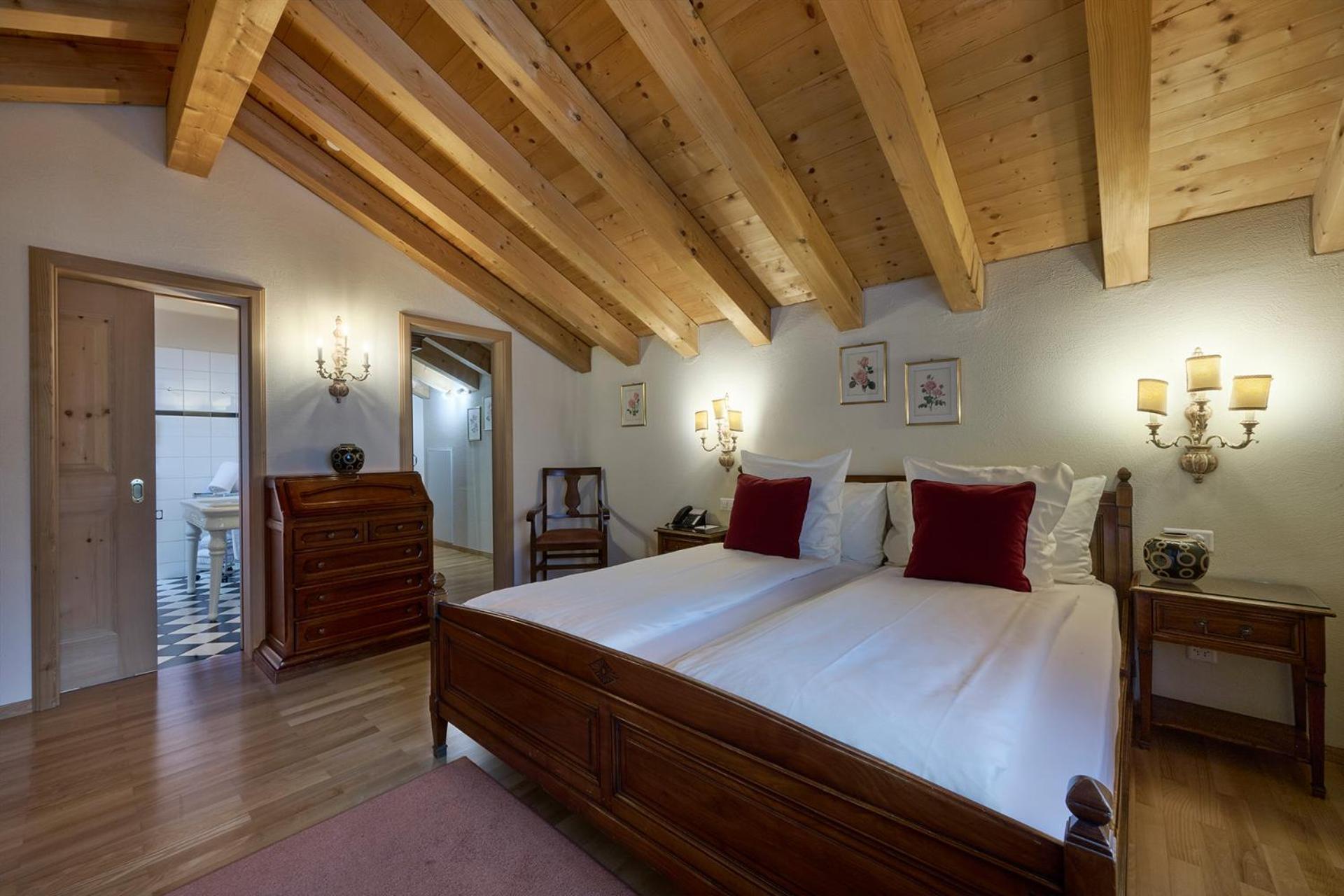 Hotel Vereina 5*