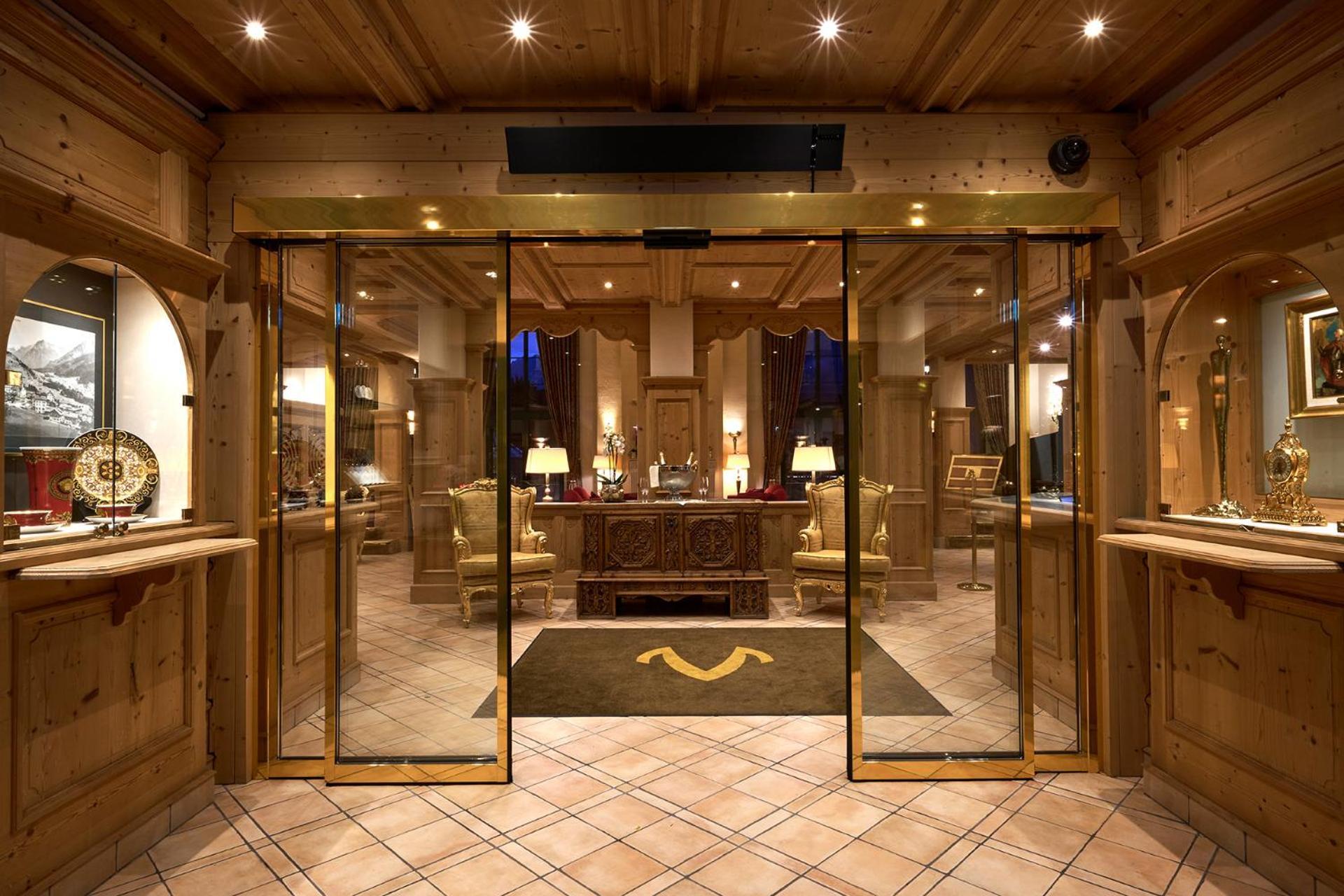 Hotel Vereina 5*